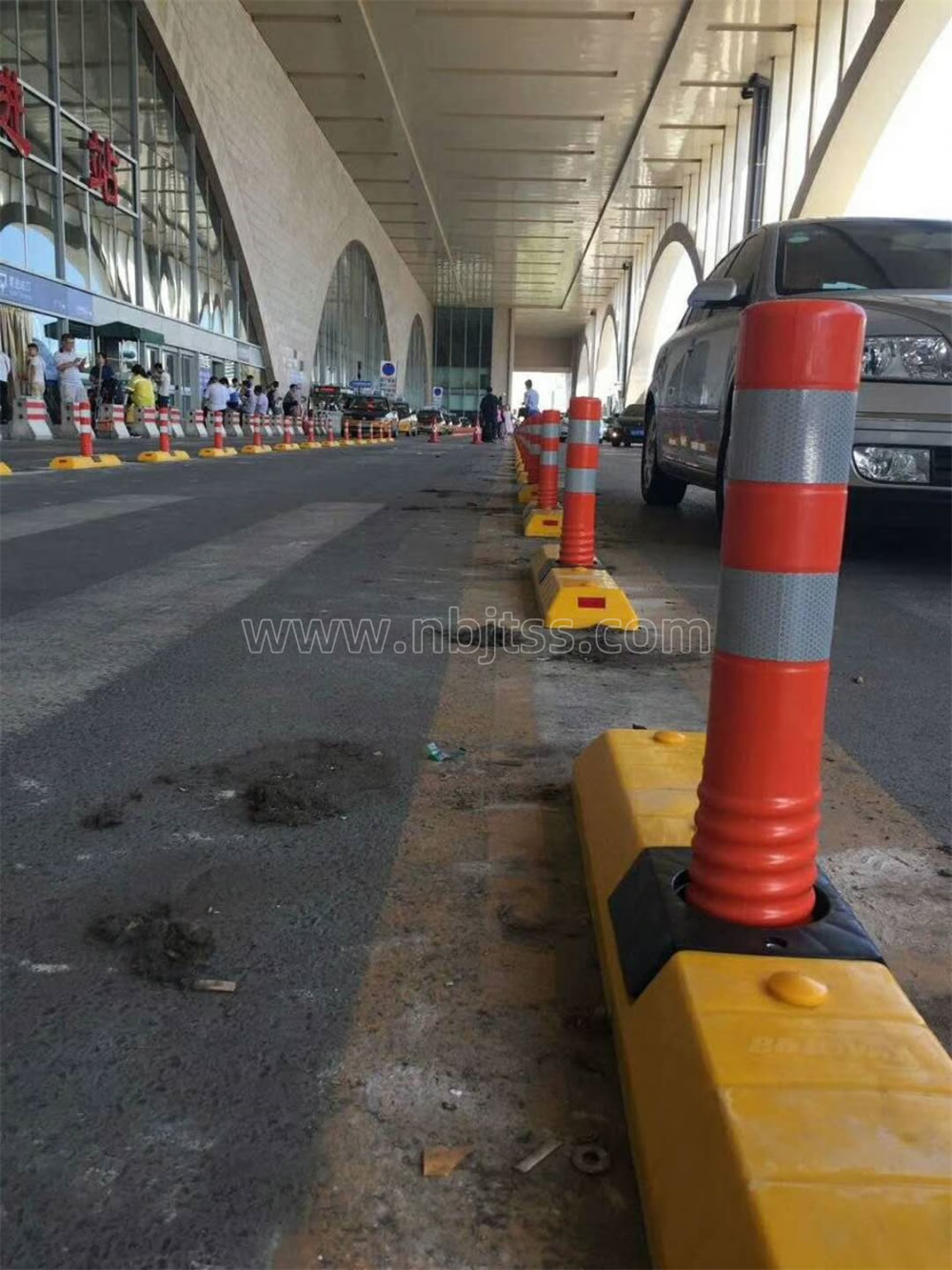 塑料反光分道体,交通道路导流体,分道体